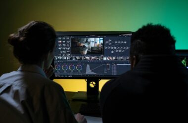 Como escolher o melhor curso de informática para o primeiro emprego: Pacote Office ou Edição de Vídeos?