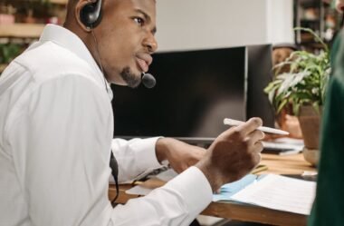 Torne-se um Especialista em Atendimento ao Cliente: Habilidades Práticas para Impulsionar sua Carreira