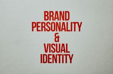 Torne-se um Especialista em Branding: Construindo sua Identidade Visual para Destacar-se no Mercado de Trabalho