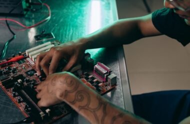 Domine a Montagem de Computadores: Curso Prático para Iniciantes e Desenvolvimento de Carreira na Tecnologia
