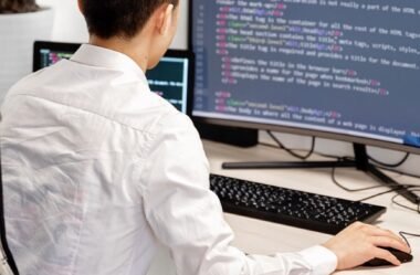 Transforme sua Carreira: Aprenda a Construir Sites Funcionais com HTML, CSS e JavaScript