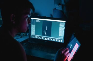 Desvende a Criatividade Digital: Habilidades Práticas para Inovar e Destacar-se no Mercado de Trabalho