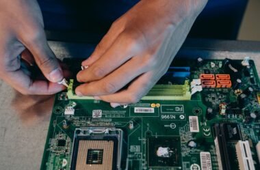 Manutenção de computadores do zero: aprenda a consertar e ganhe renda extra